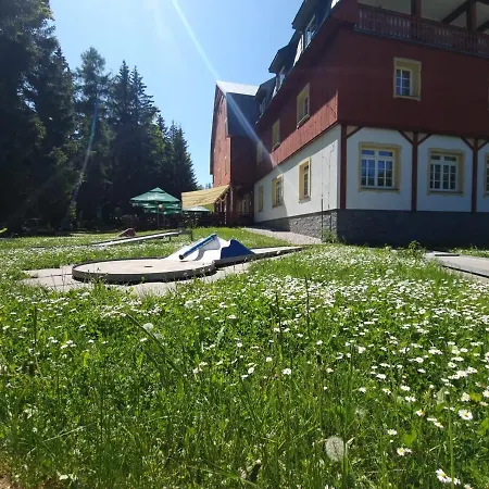 Lesni Hotel Kořenov
