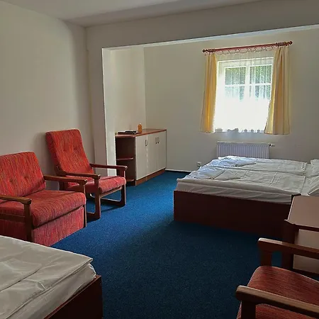 Lesni Hotel 3*